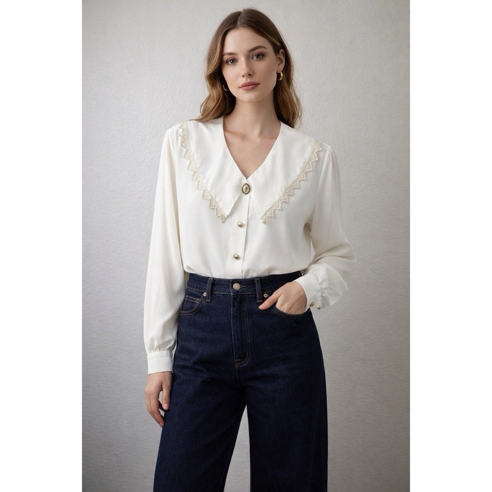 Vintage Ivory Lace Collar Blouse Medium, Pearl Button Detail, Romantic Style